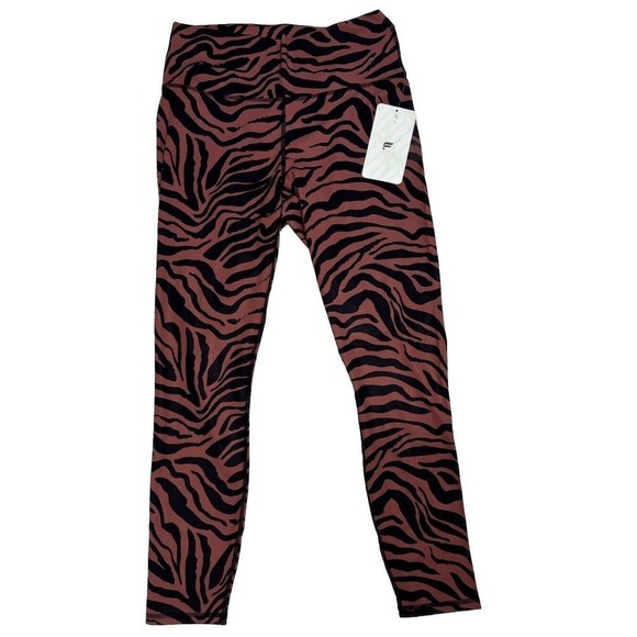 Fabletics Womens Leggings Size Medium Mahogany Zebra Stroke High Waisted 7/8 NWT - Picture 1 of 6